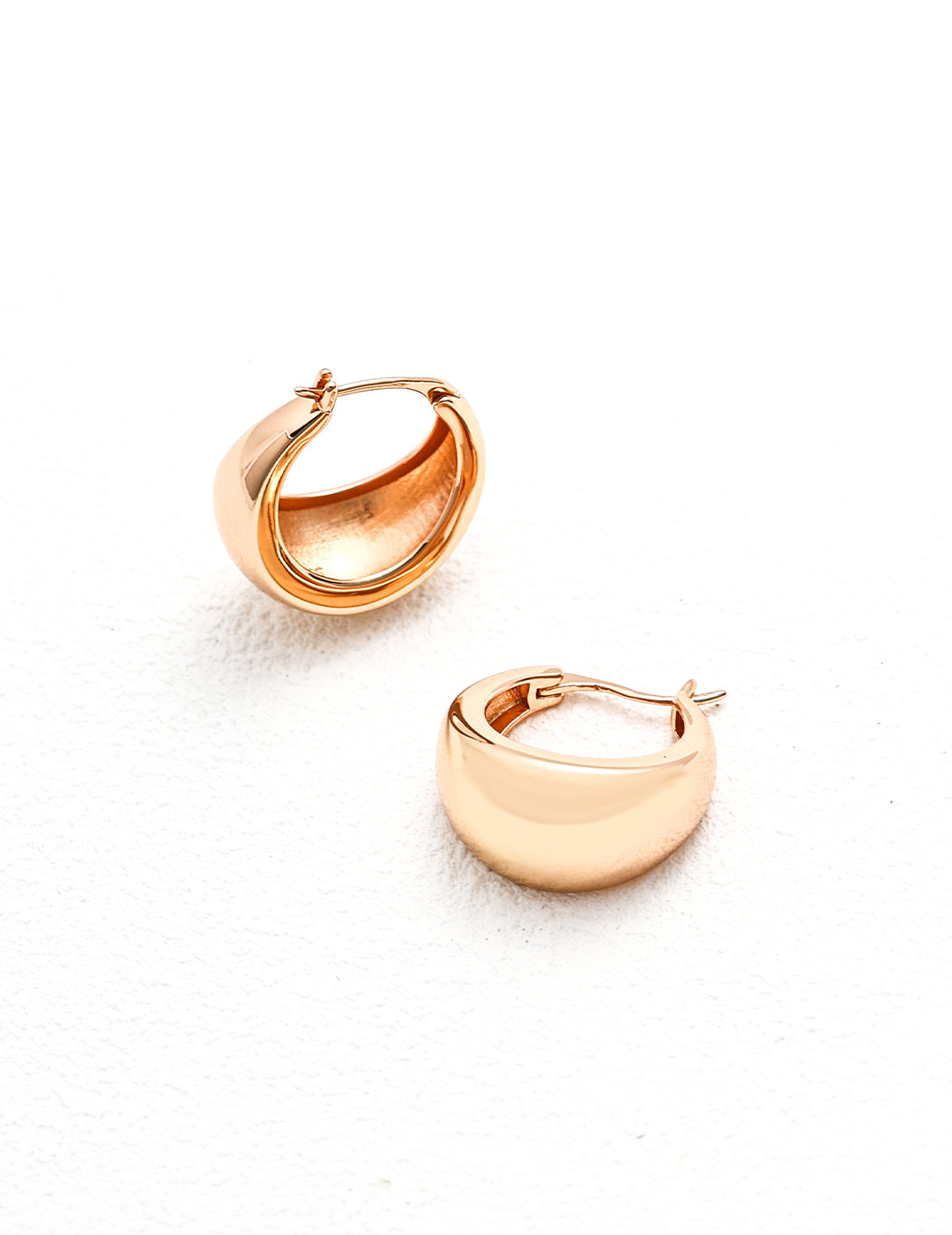 Naked Resonance — matte S925 sterling silver with gold plate hoop close-up
