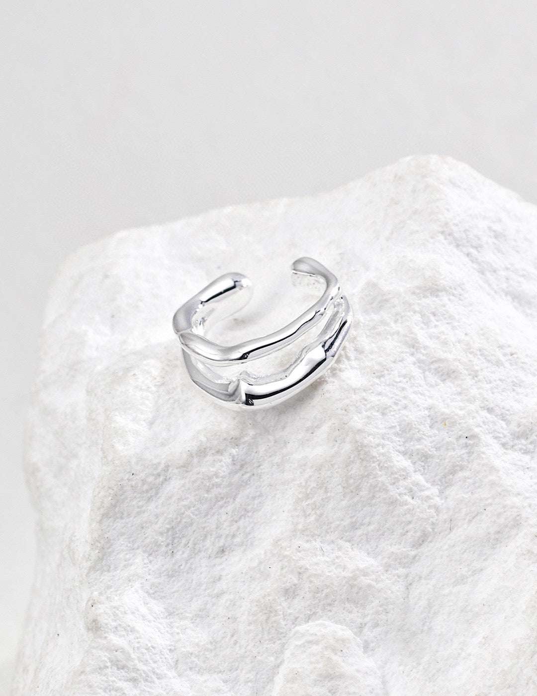 Raw Radiance Ear Cuff ｜Eudorra Jewelry.