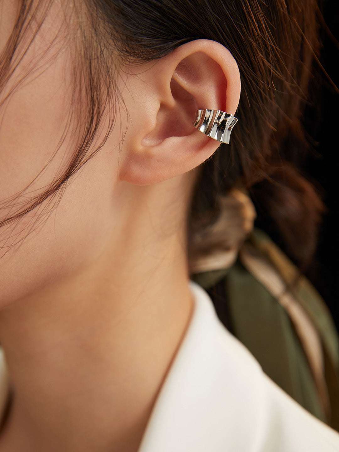 Nomadic Radiance Ear Cuff ｜Eudorra Jewelry.