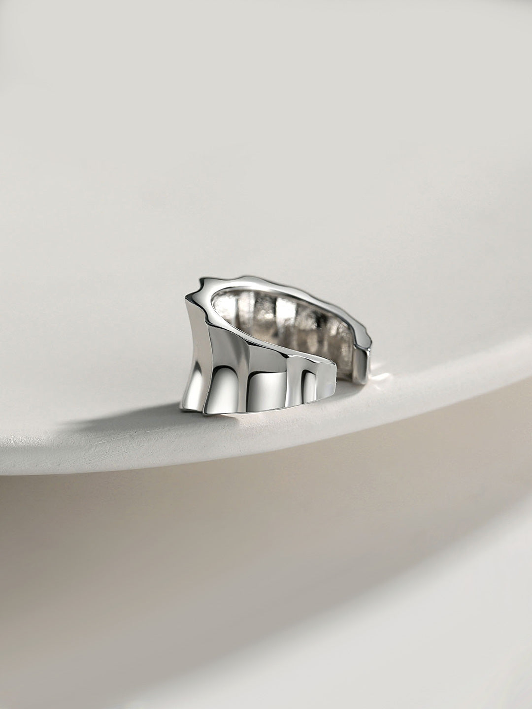 Nomadic Radiance Ear Cuff ｜Eudorra Jewelry.