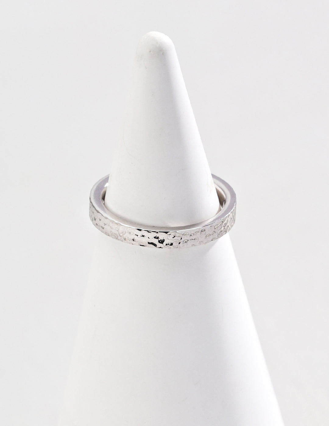 Naked Orbit Ring ｜Eudorra Jewelry.