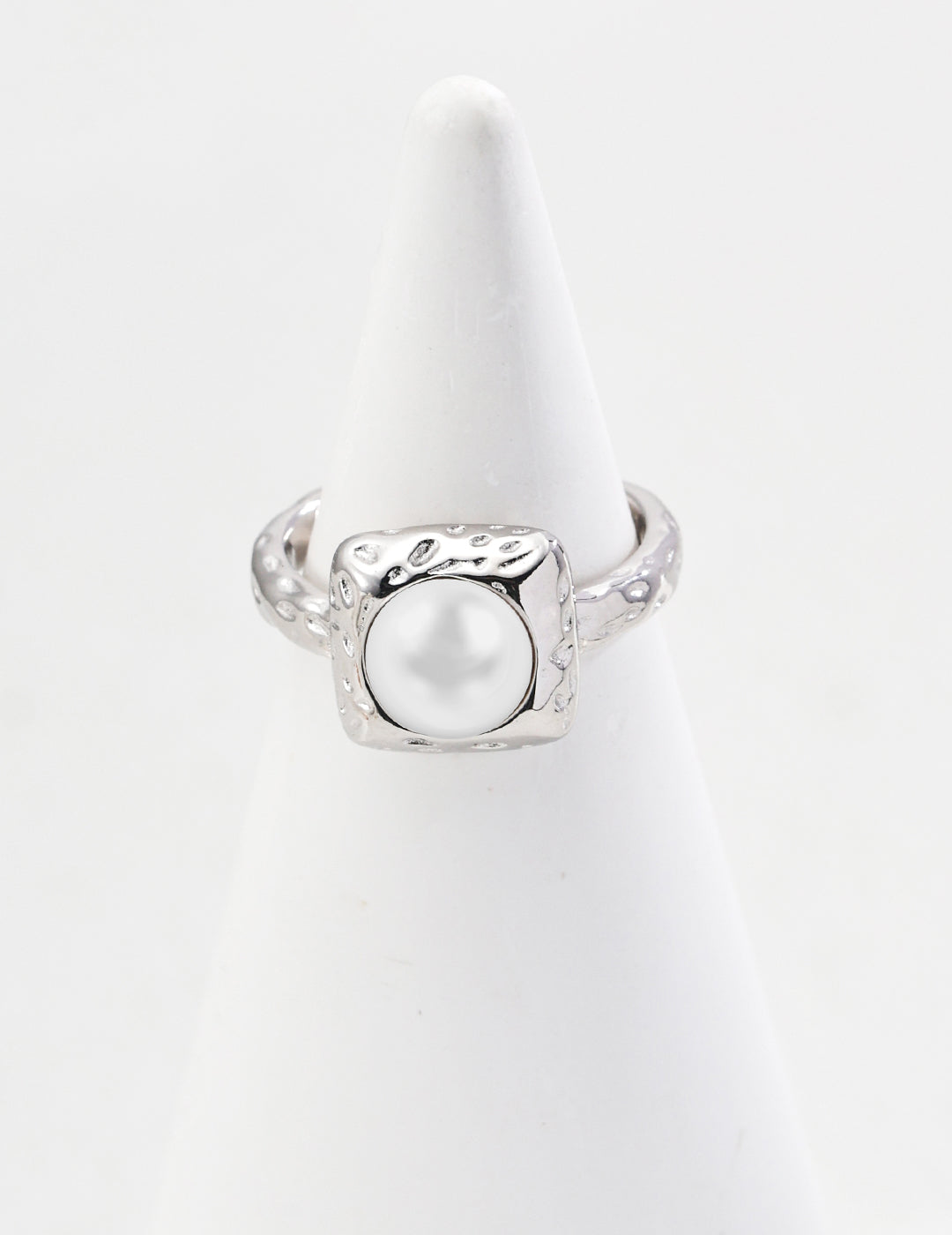 Nomadic Pearl Ring ｜Eudorra Jewelry.