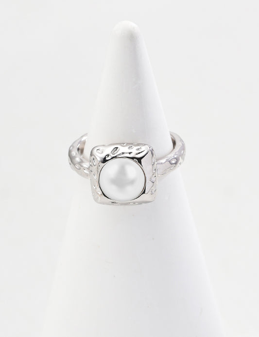 Nomadic Pearl Ring ｜Eudorra Jewelry.